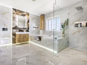 Photo 8- click for photo gallery